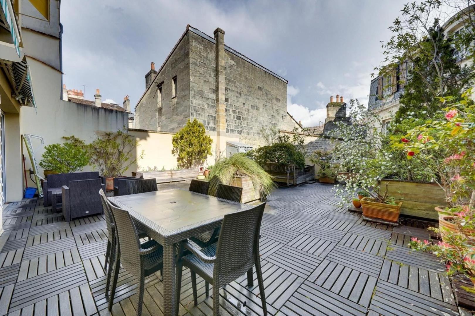 Lovely Apartment With Exceptional Terrace Bordeaux Exterior foto